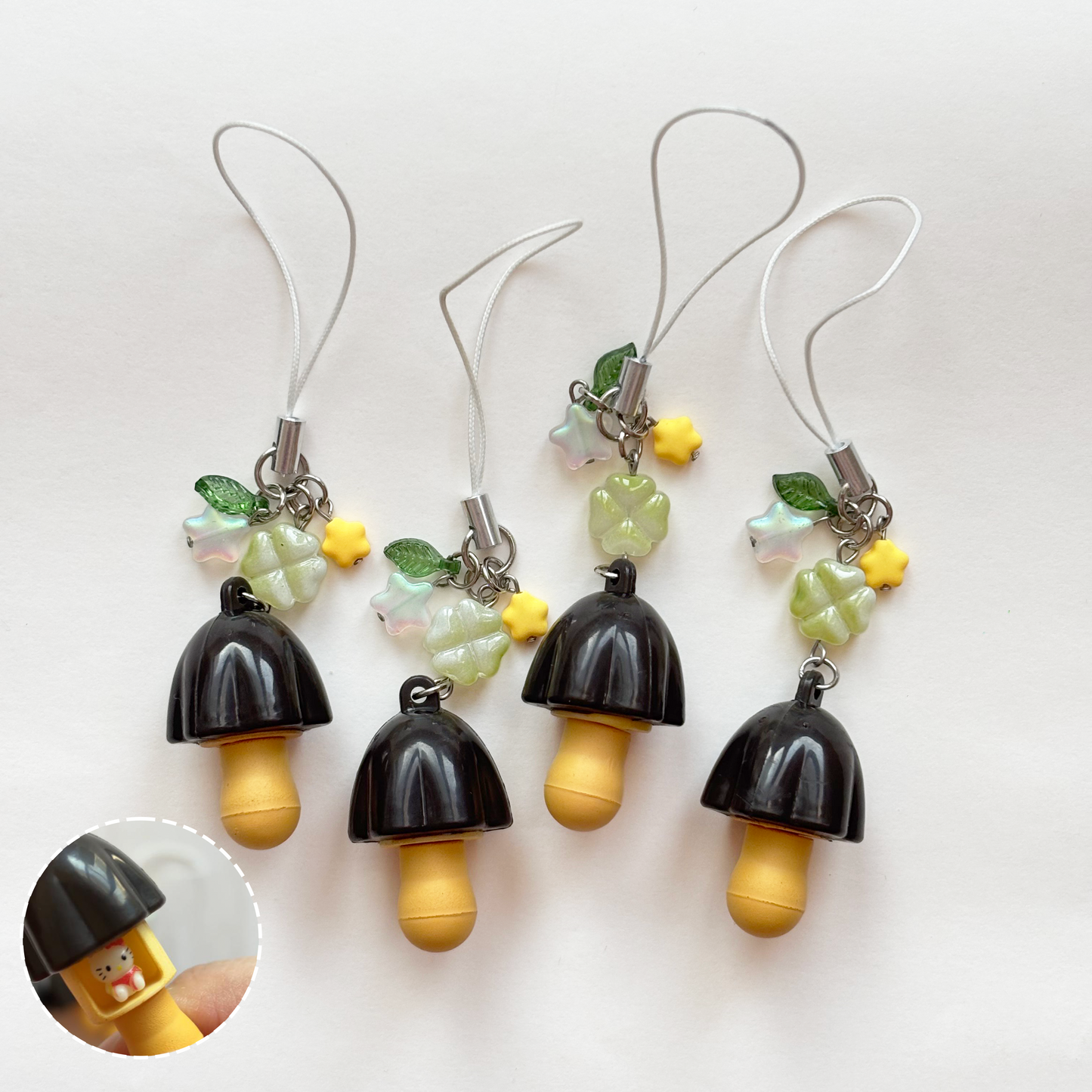 Chocorooms kitty phone charms 🍄🟫