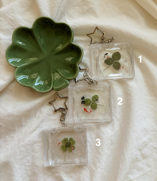 Koi & clover cd keychains ☘︎